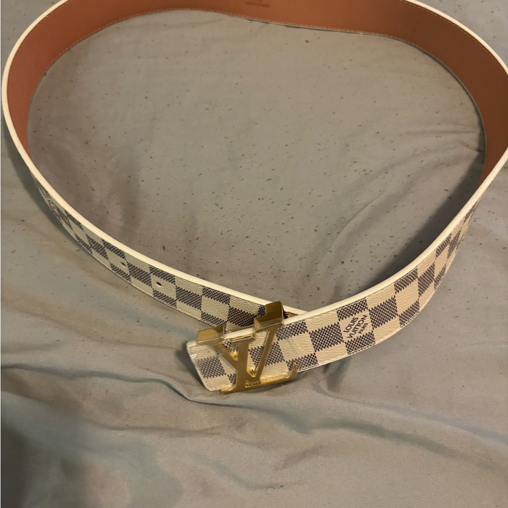 Louis Vuitton White and Gold Checkered Belt